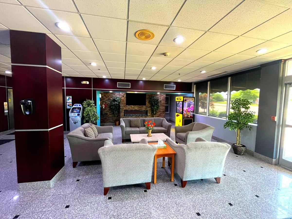 Quality Inn & Suites Цинциннаті Екстер'єр фото