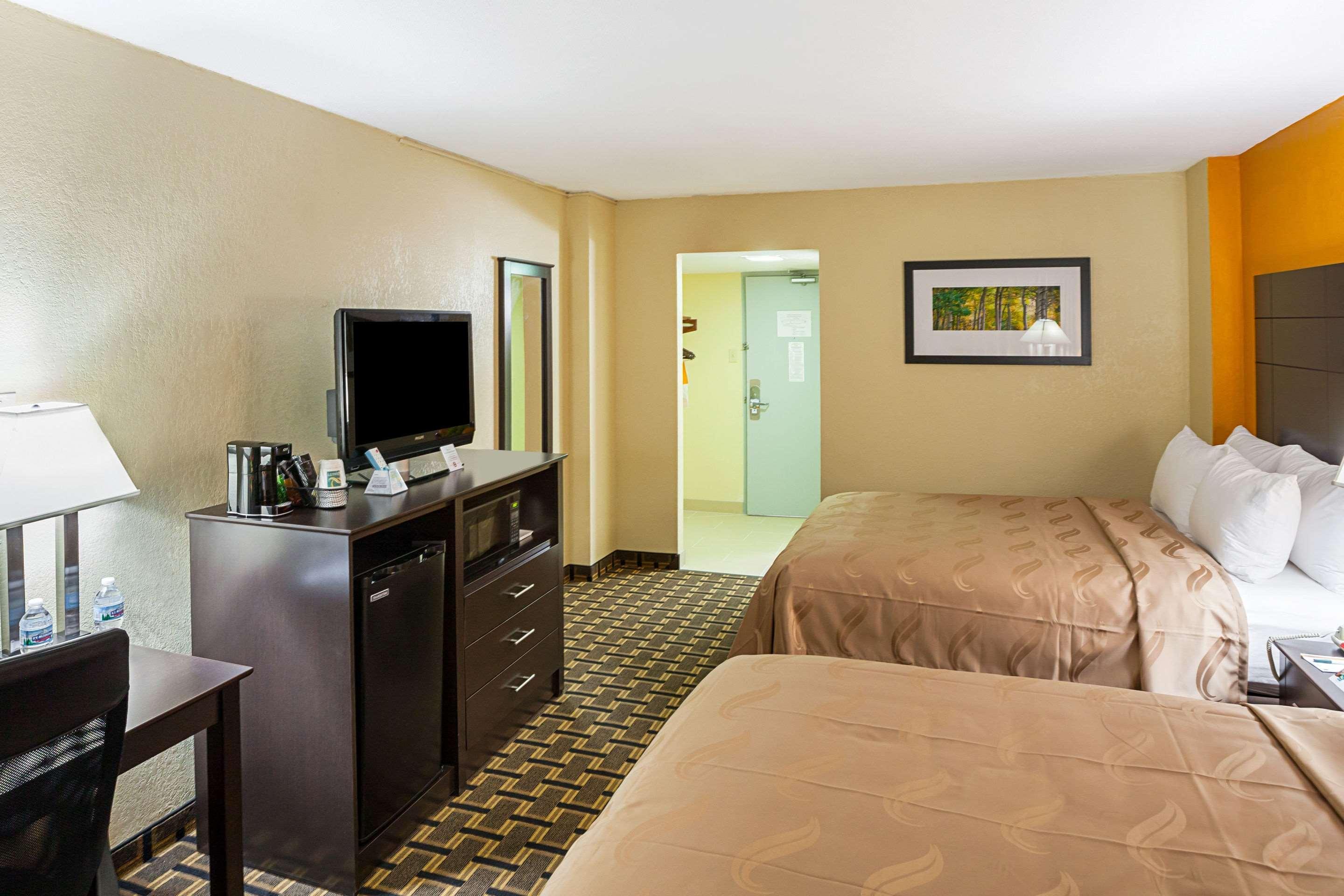 Quality Inn & Suites Цинциннаті Екстер'єр фото