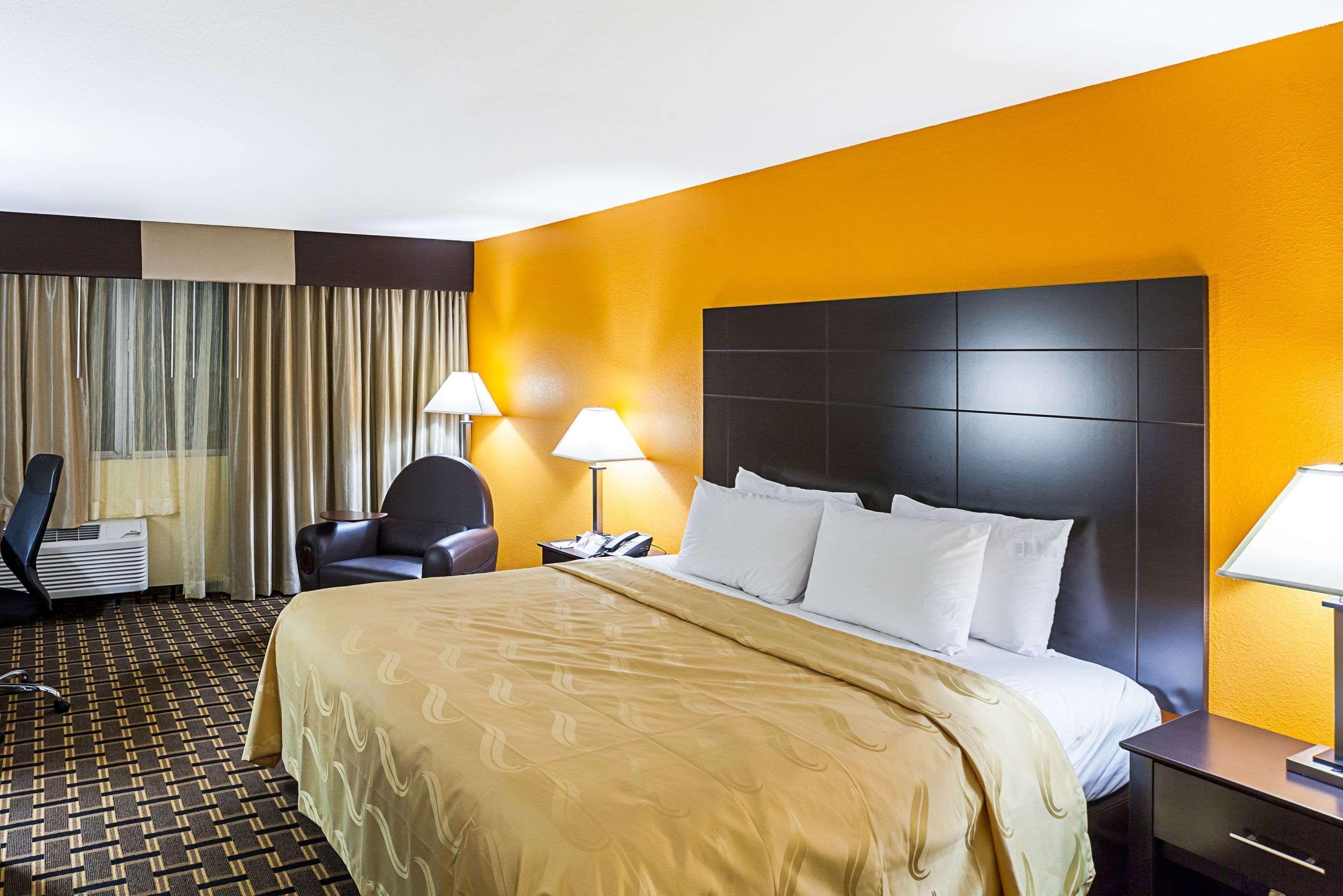 Quality Inn & Suites Цинциннаті Екстер'єр фото