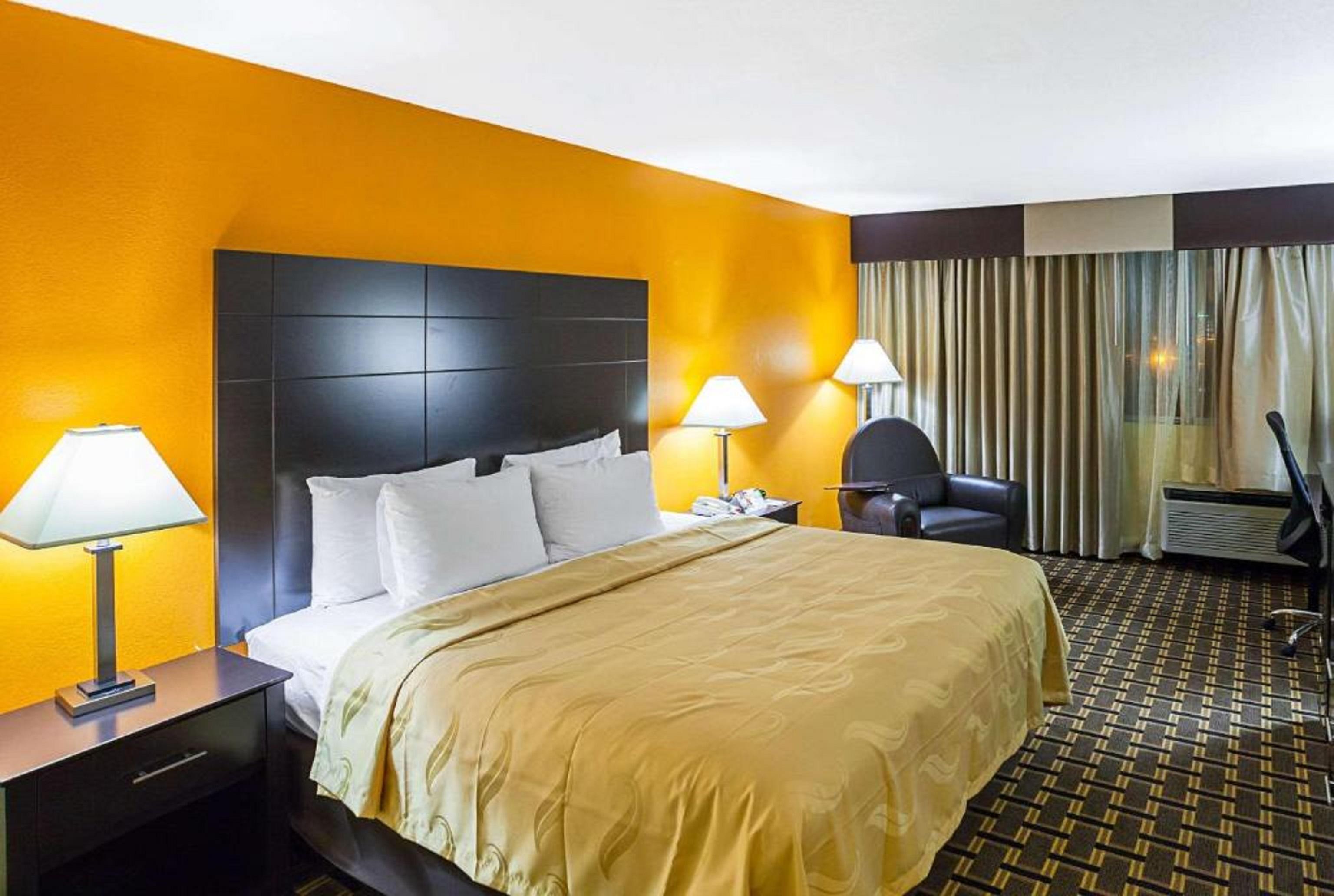 Quality Inn & Suites Цинциннаті Екстер'єр фото