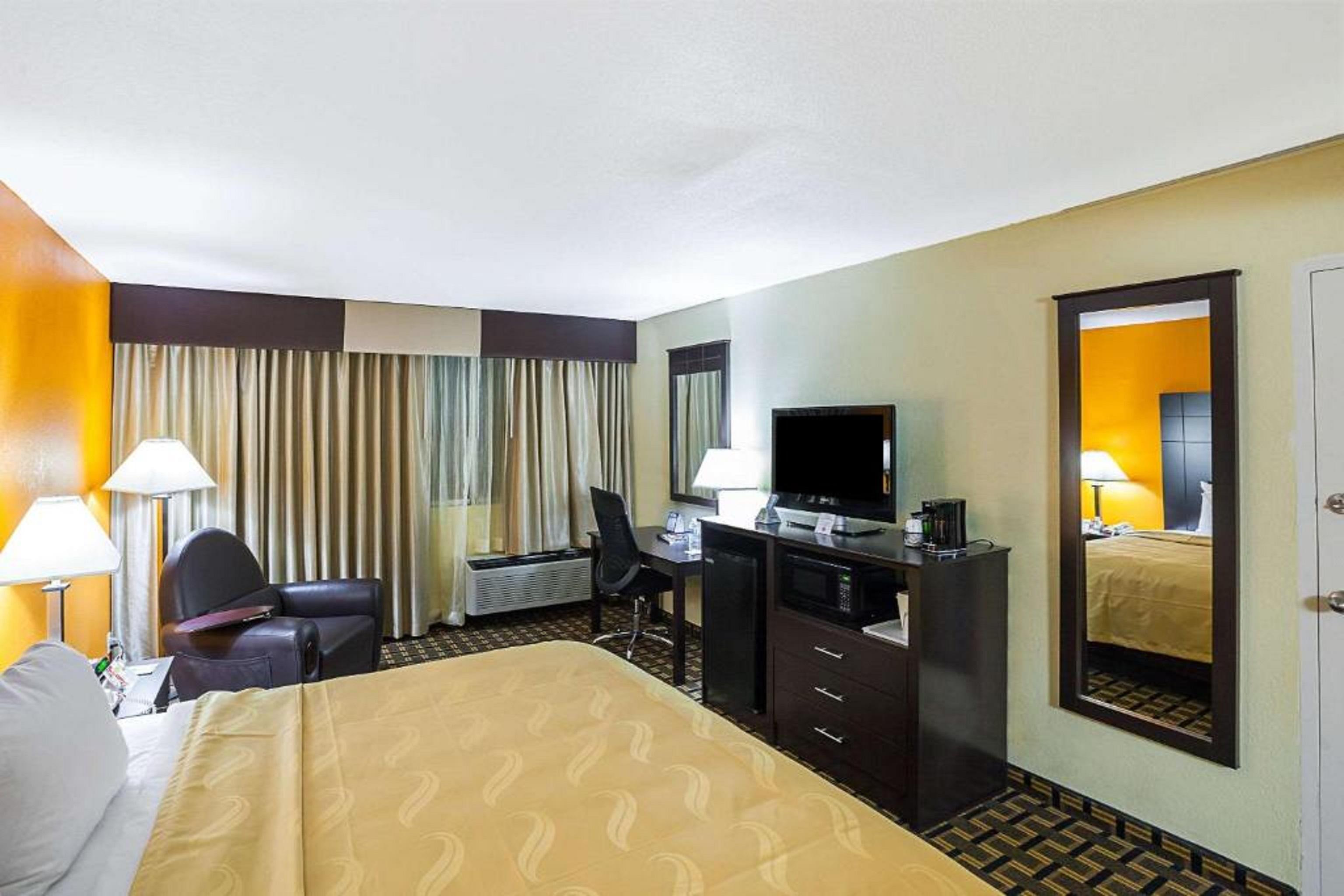 Quality Inn & Suites Цинциннаті Екстер'єр фото