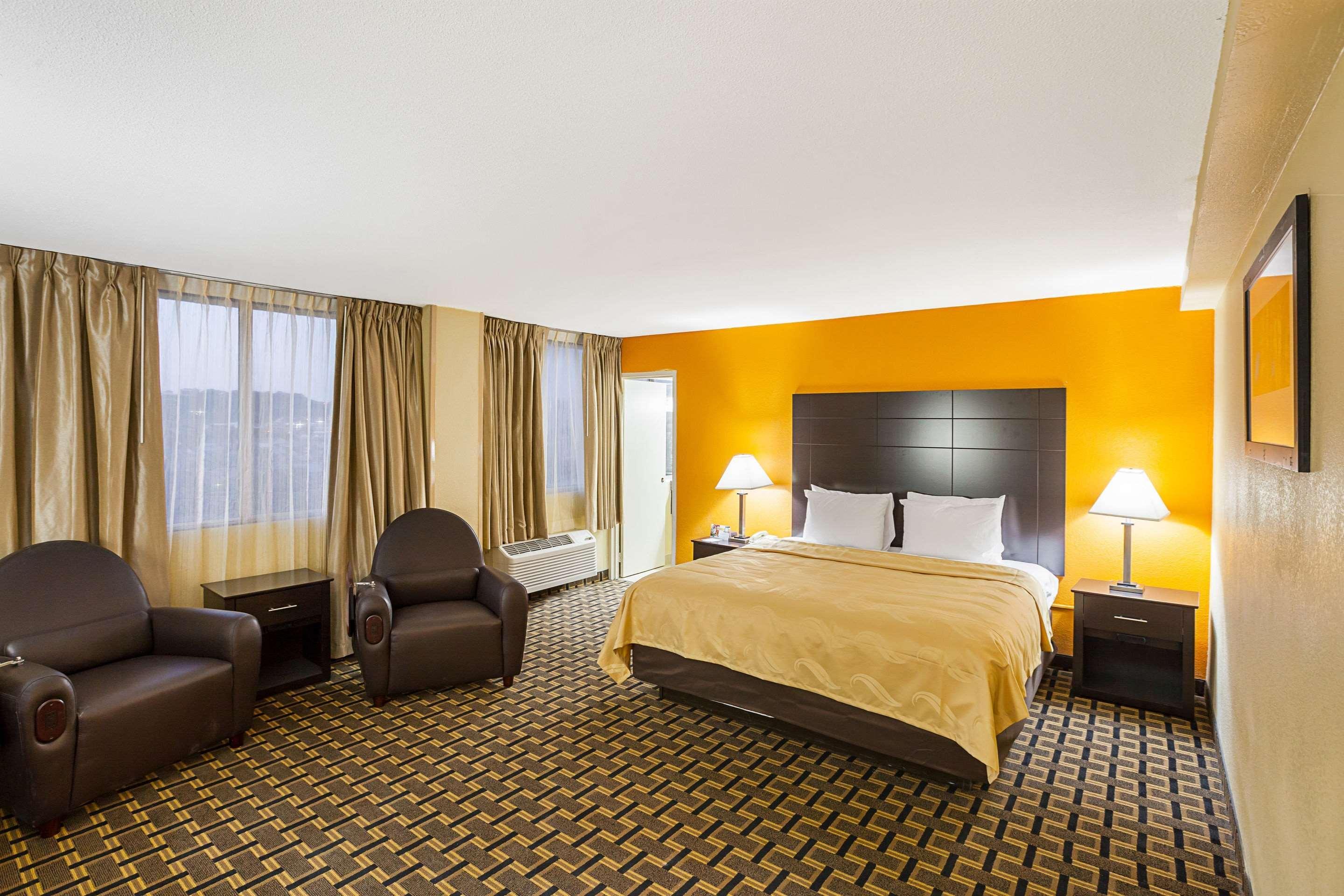 Quality Inn & Suites Цинциннаті Екстер'єр фото