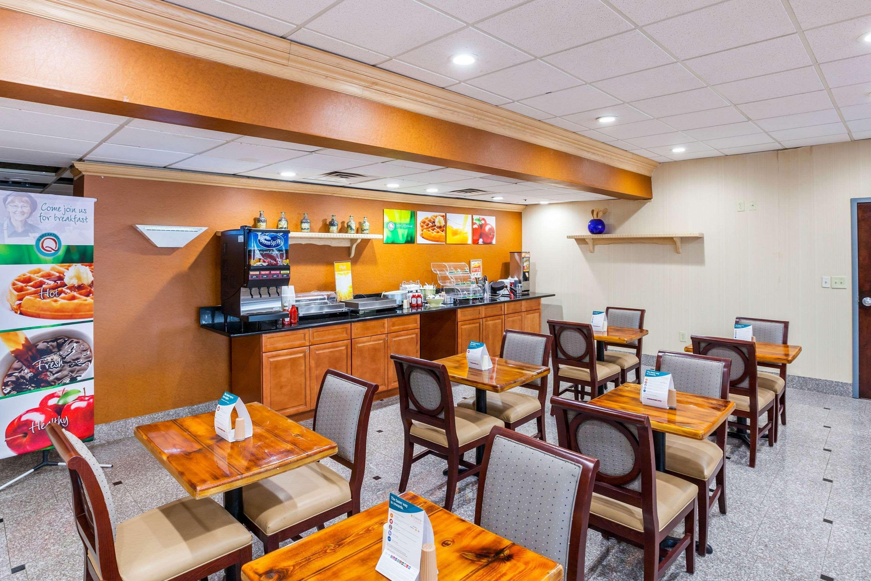 Quality Inn & Suites Цинциннаті Екстер'єр фото
