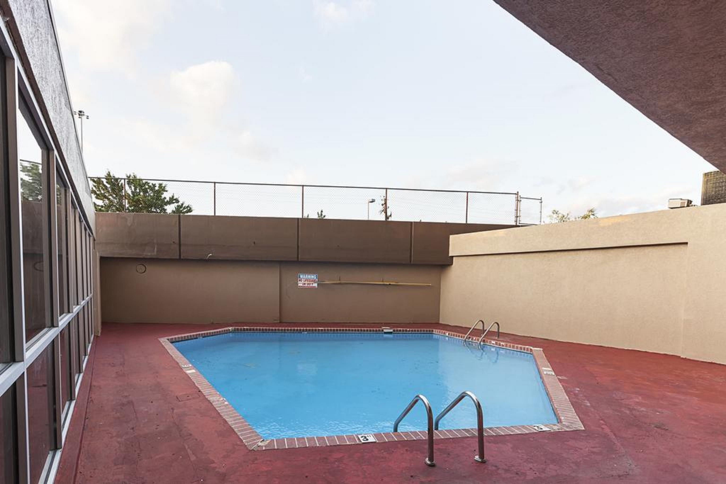 Quality Inn & Suites Цинциннаті Екстер'єр фото