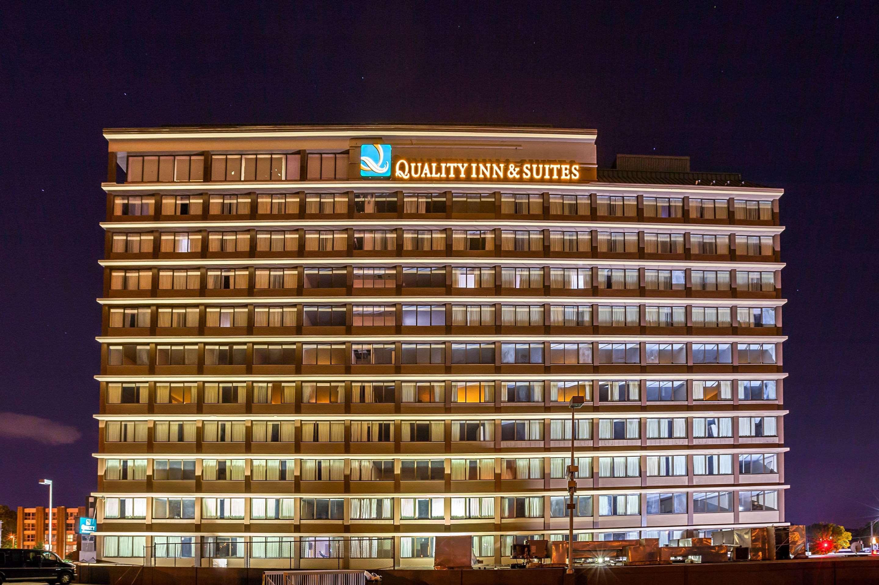 Quality Inn & Suites Цинциннаті Екстер'єр фото