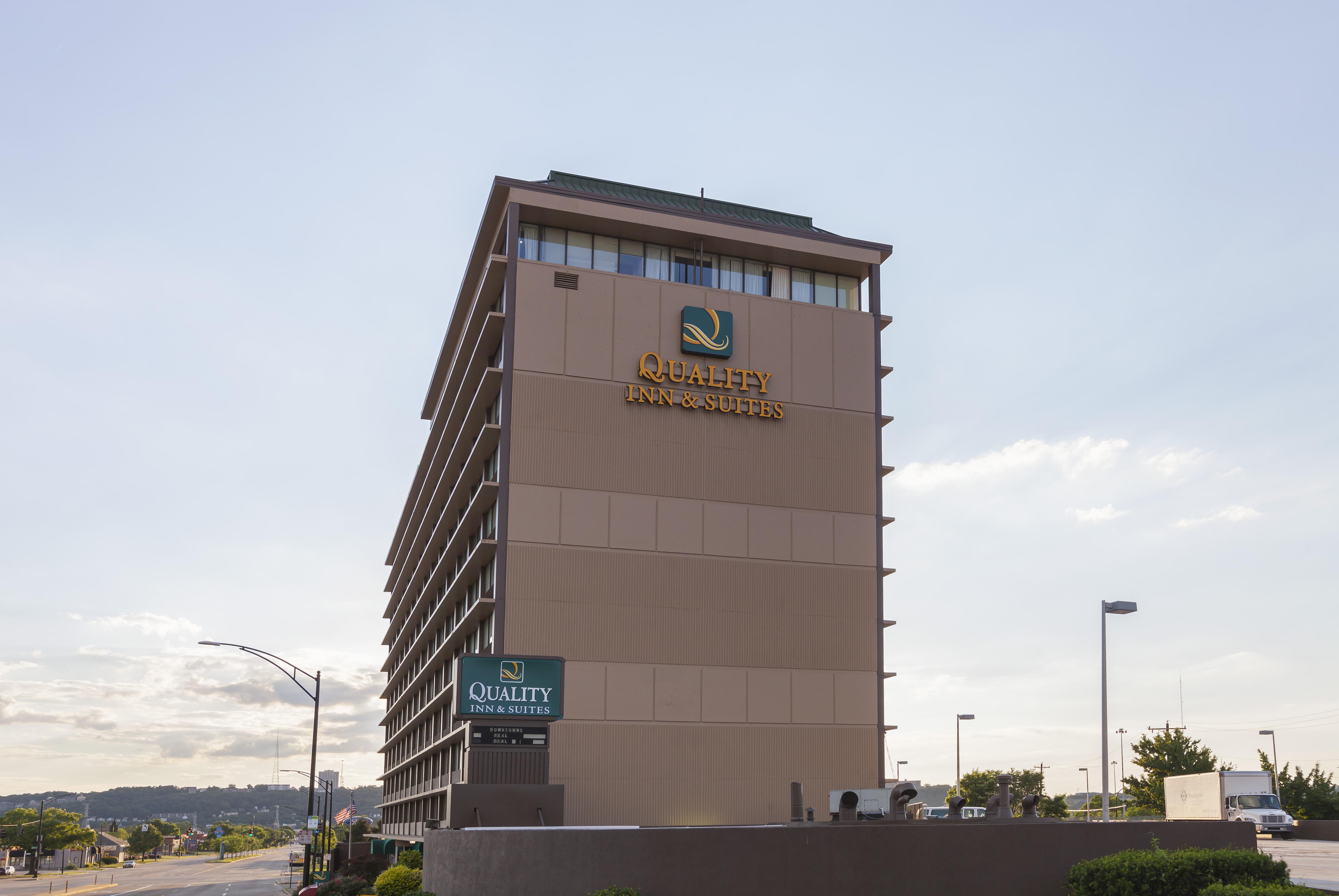 Quality Inn & Suites Цинциннаті Екстер'єр фото