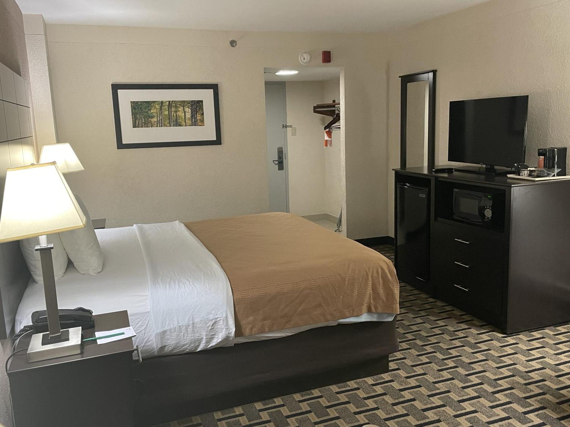 Quality Inn & Suites Цинциннаті Екстер'єр фото